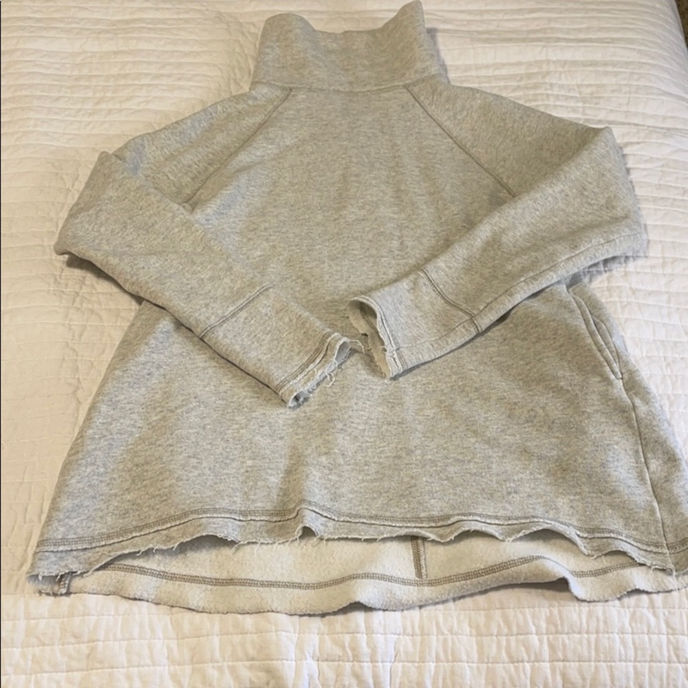 Cozy free people sweatshirt